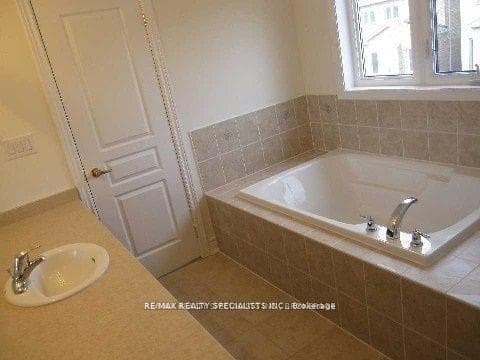 156 Castle Oaks Crossing Drive Unit (Main/2nd) photo 5
