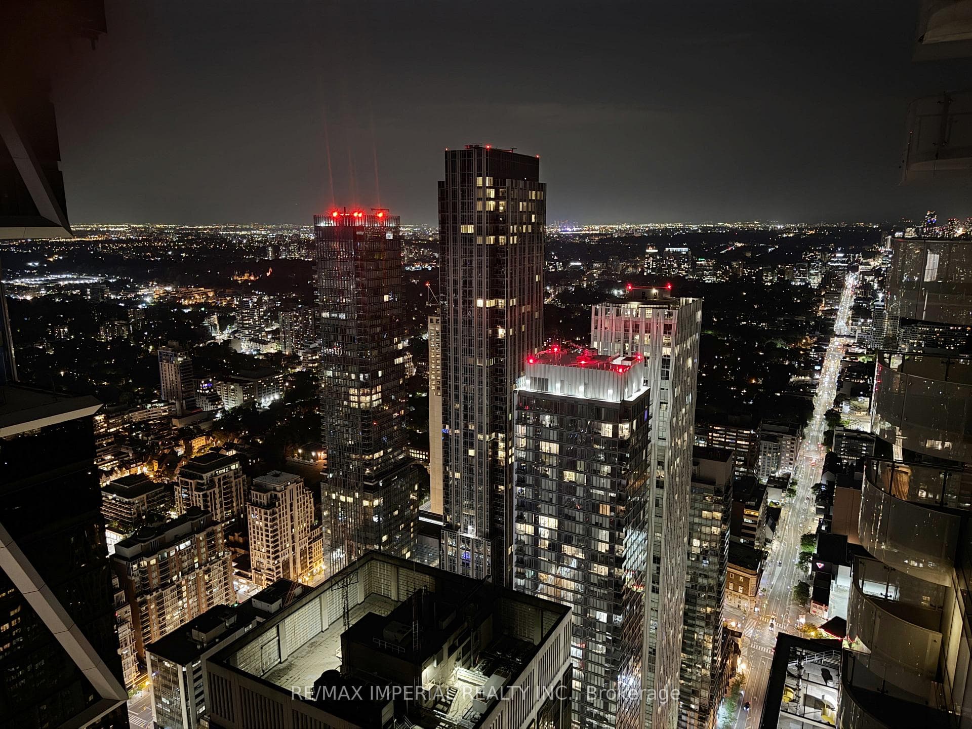 1 Bloor Street Unit 6407 photo 31