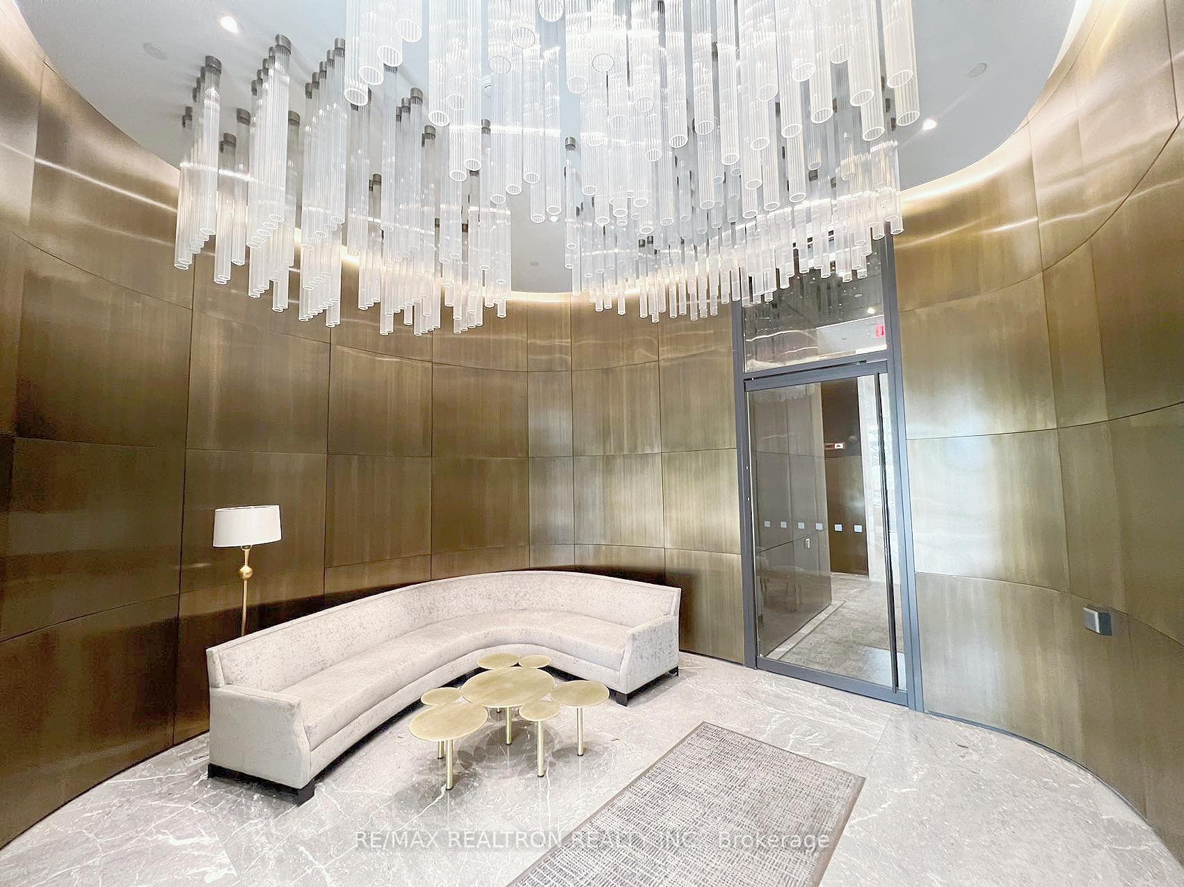 200 Bloor Street Unit 2801 photo 2