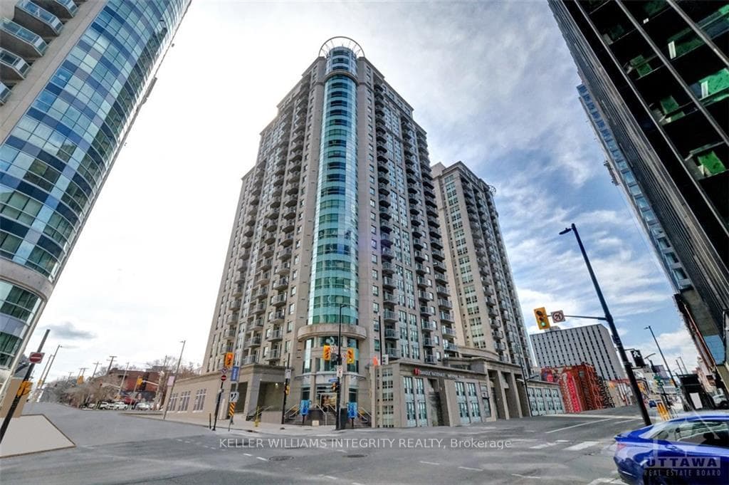234 RIDEAU Street Unit 210 photo 1