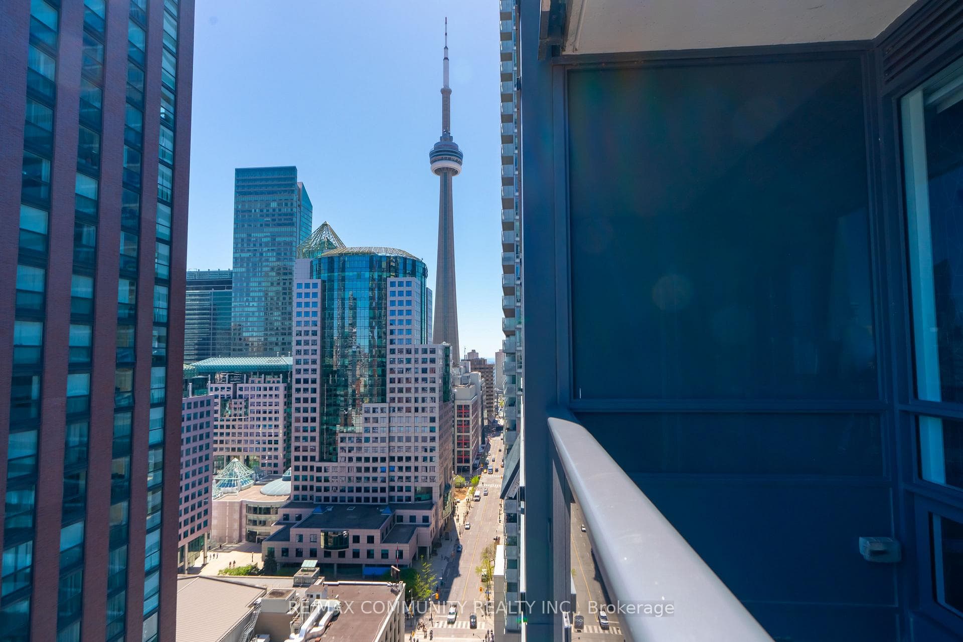 295 Adelaide Street Unit 2406 photo 17