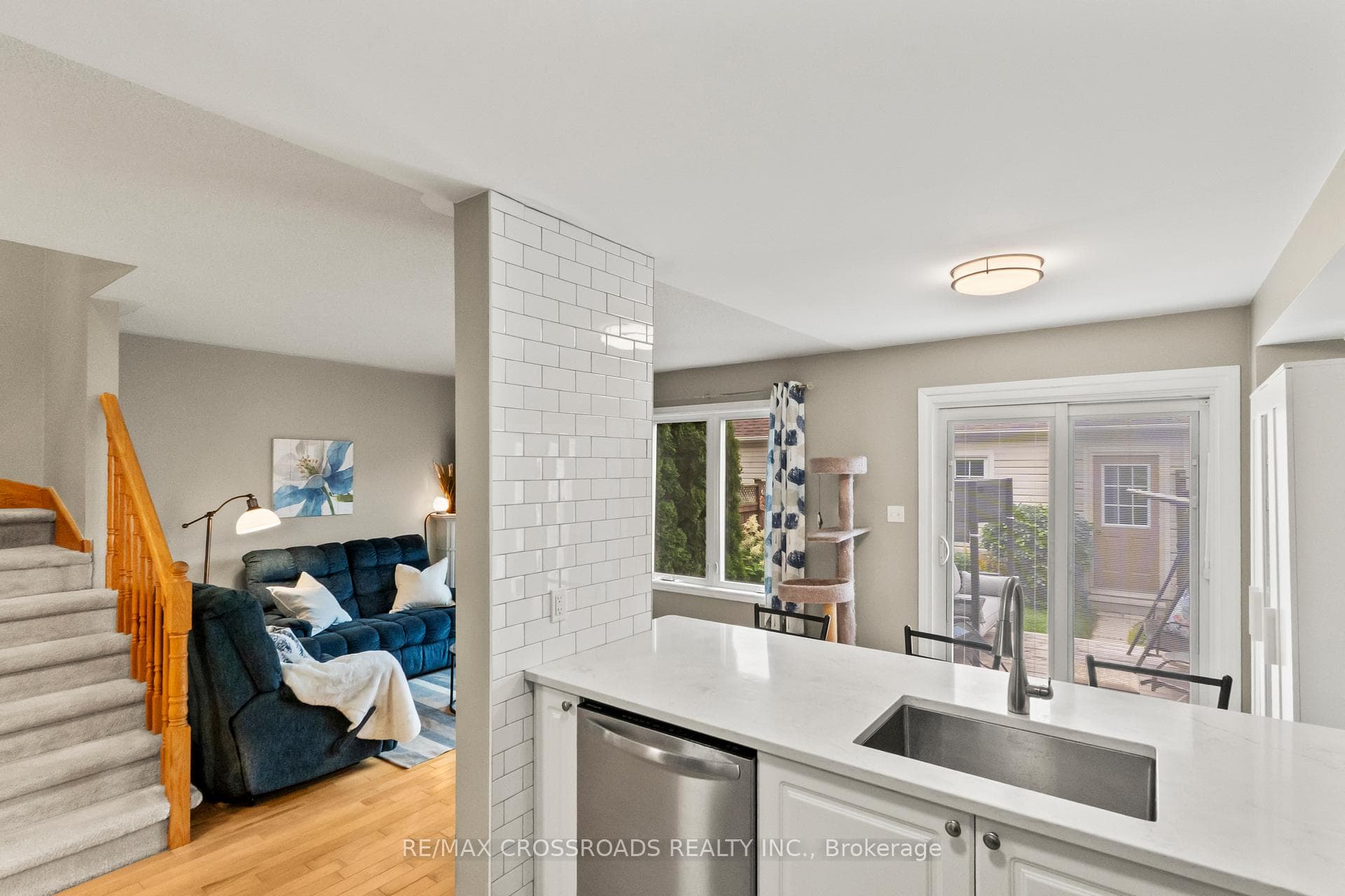67 Regatta Crescent photo 19