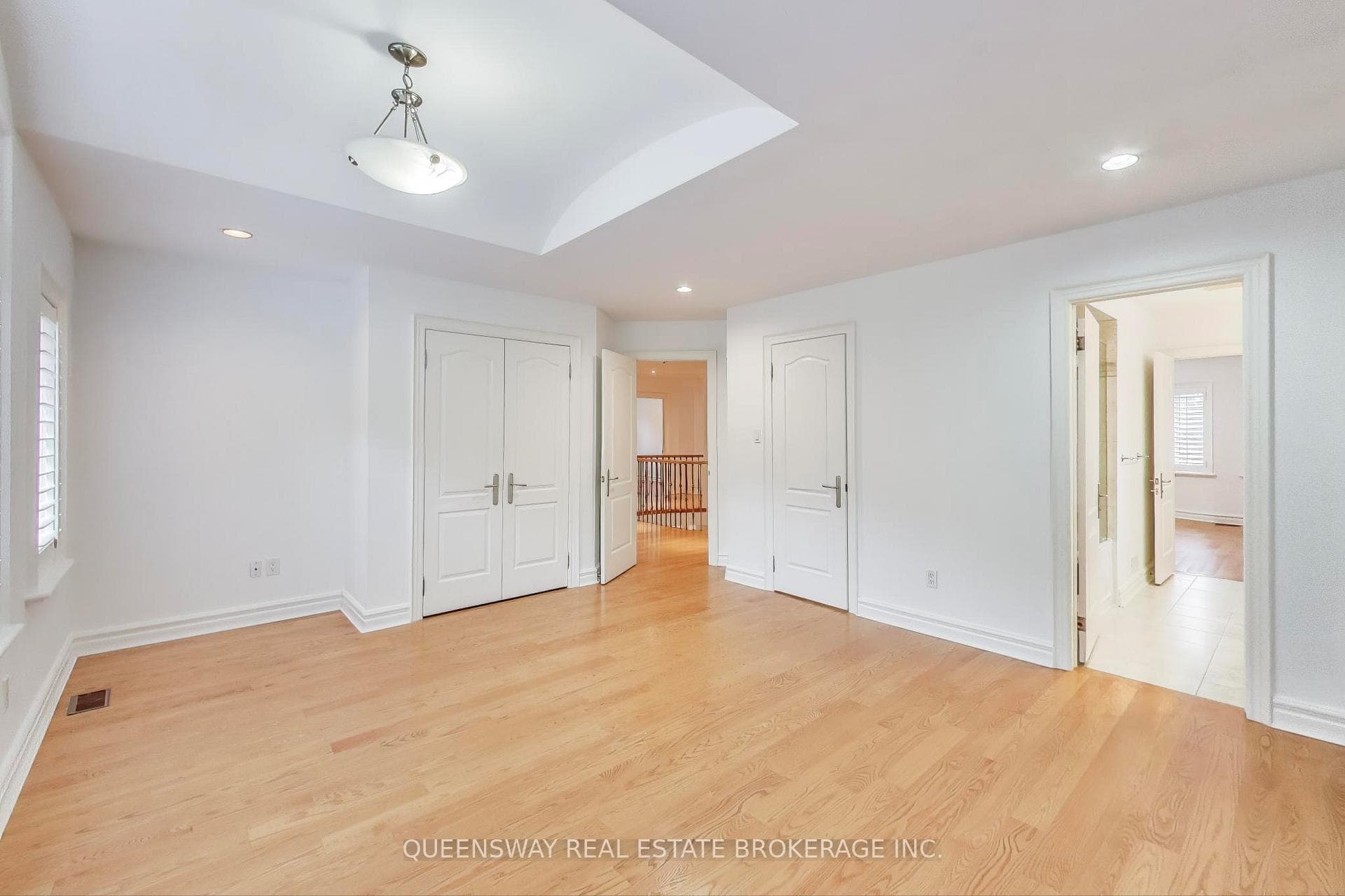 1371 Chriseden Drive photo 28