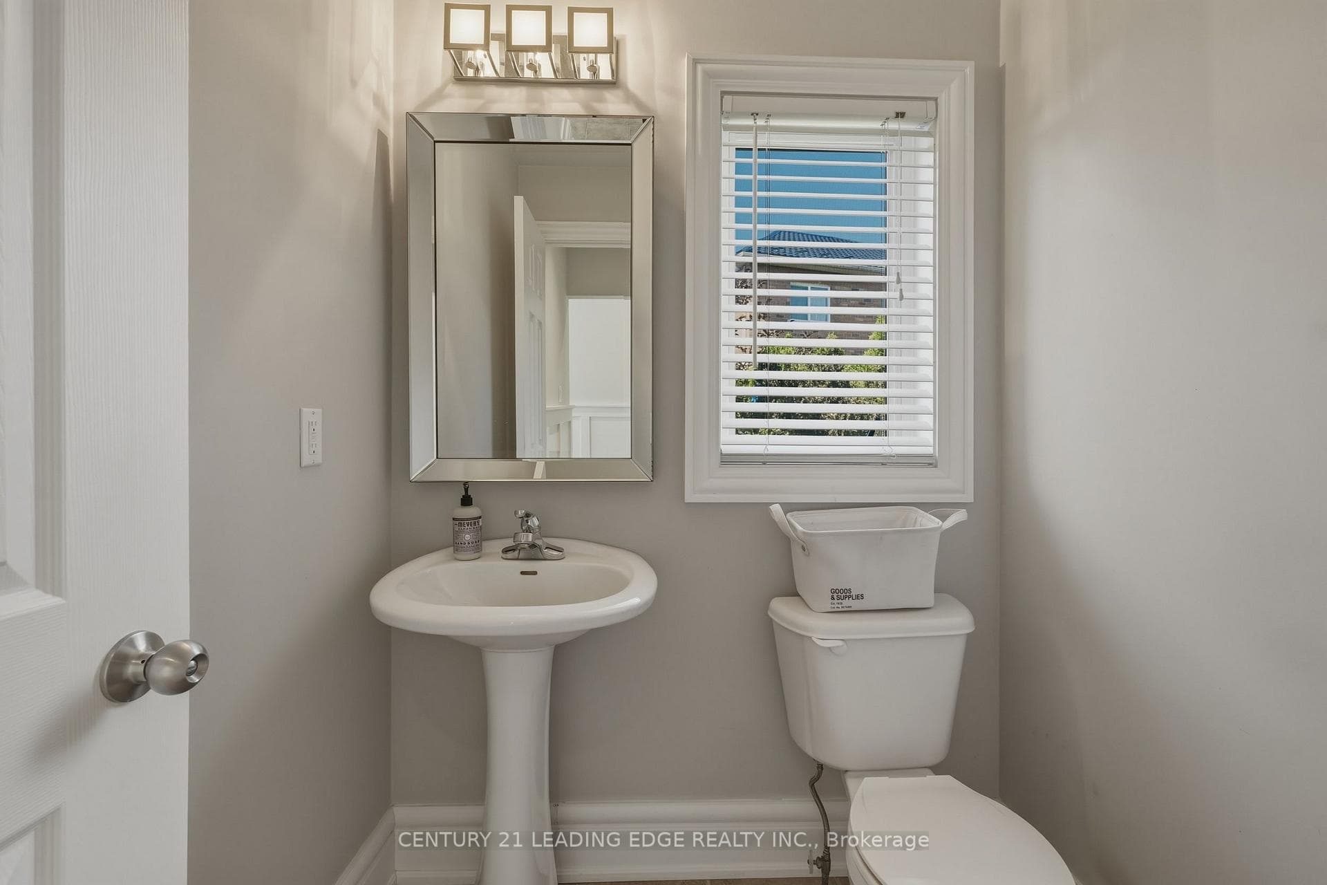 8 Haverhill Terrace photo 15
