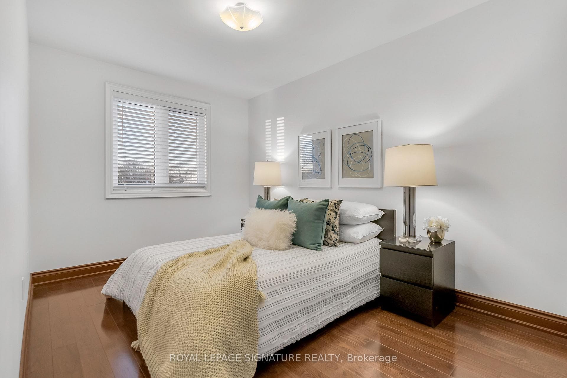2D Bexley Crescent photo 26