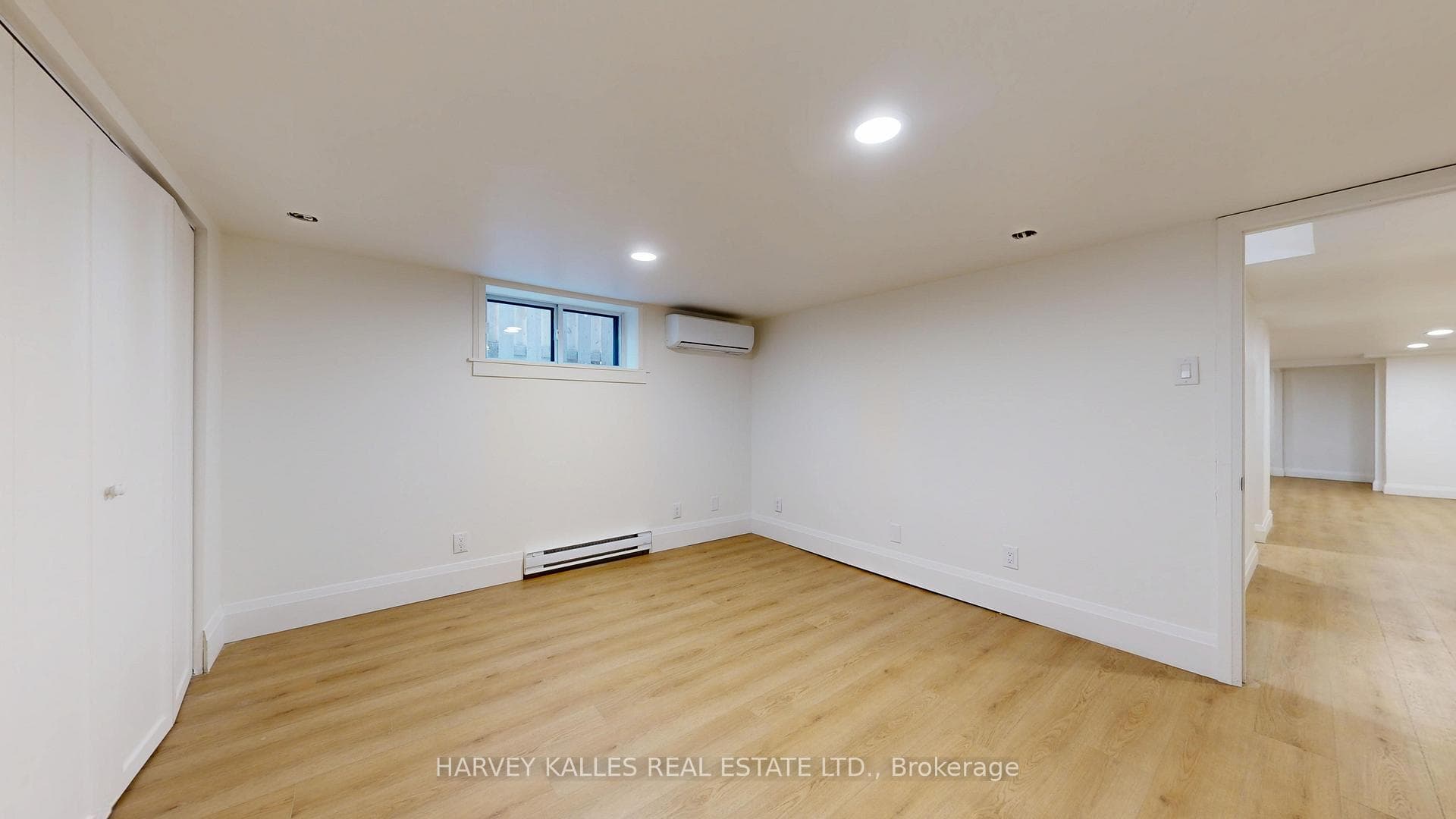 1214 Avenue Road Unit 3 photo 8