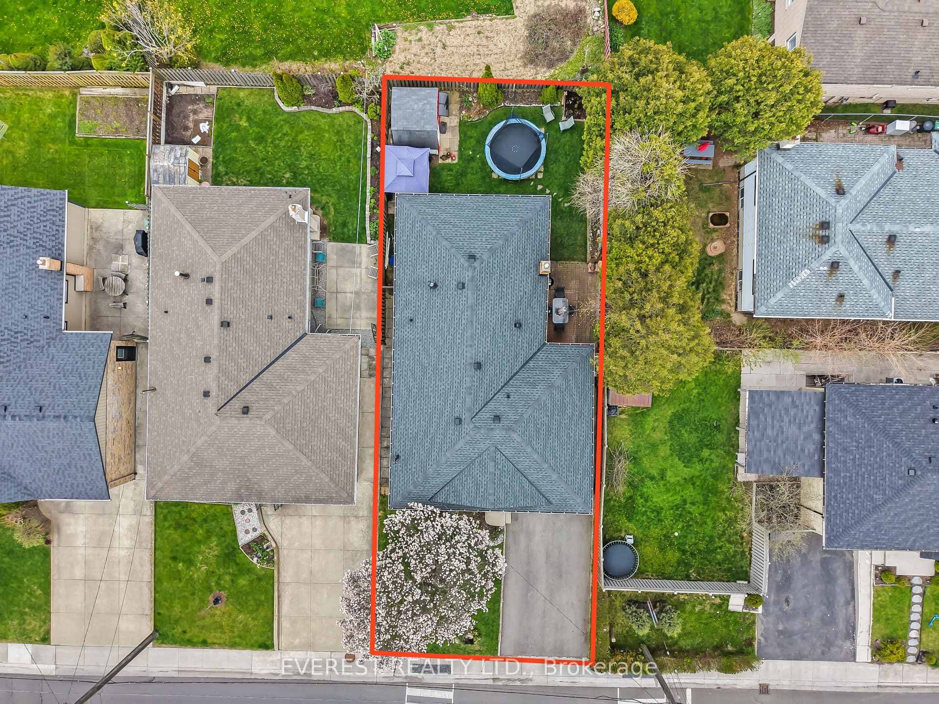 27 Lavina Crescent photo 3