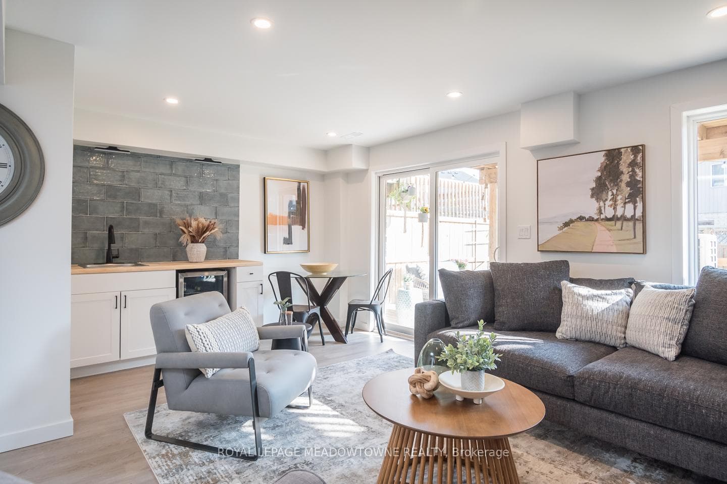 141 Law Drive photo 35