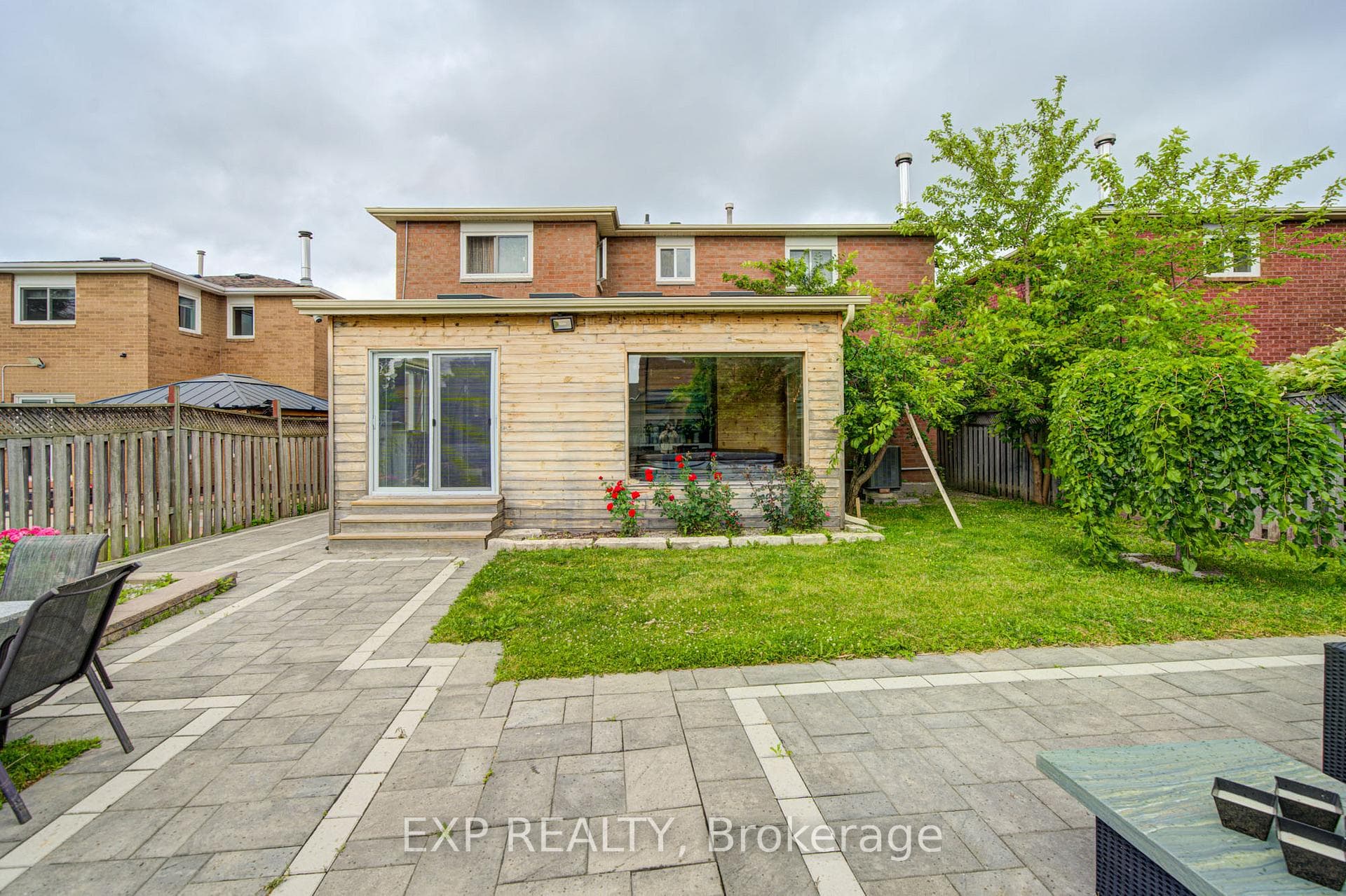 59 Yorkland Street photo 50