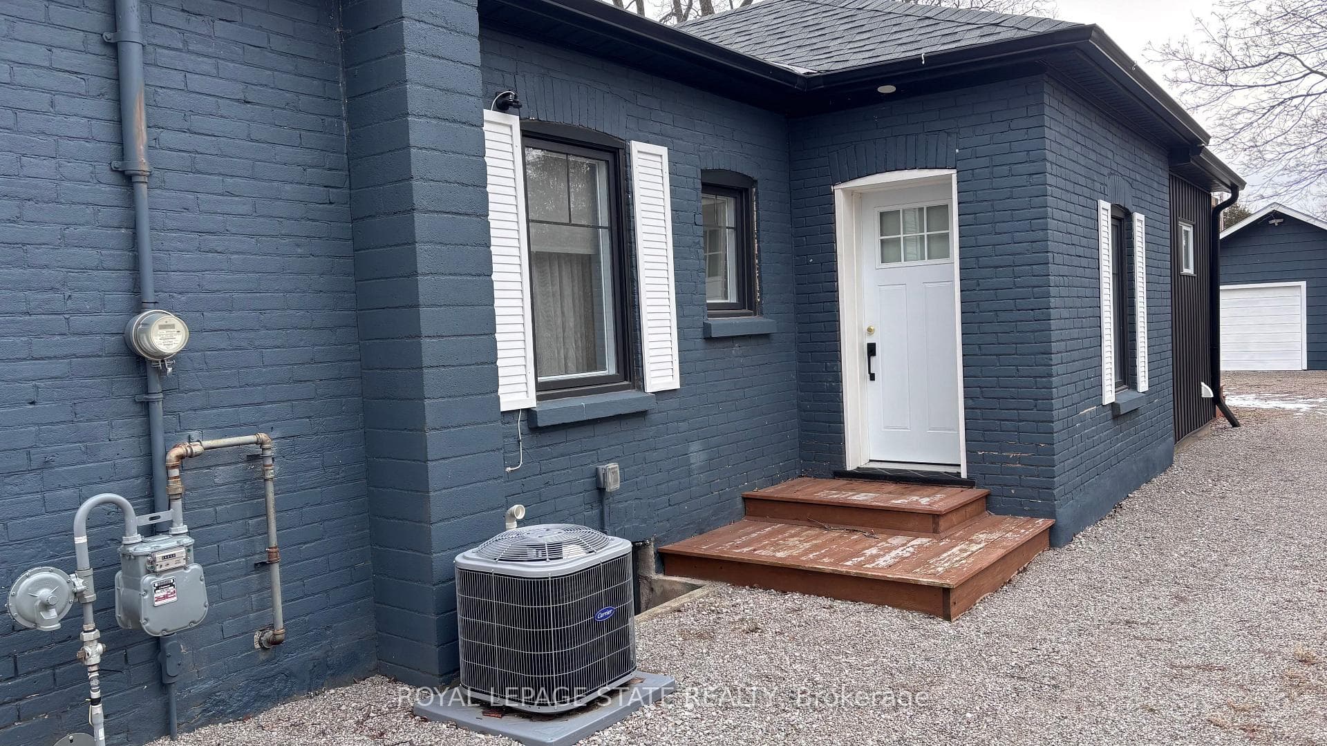 742 Mount Pleasant Road photo 3