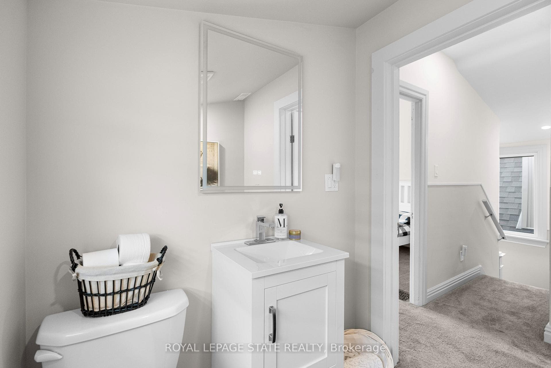 307 Weir Street photo 23