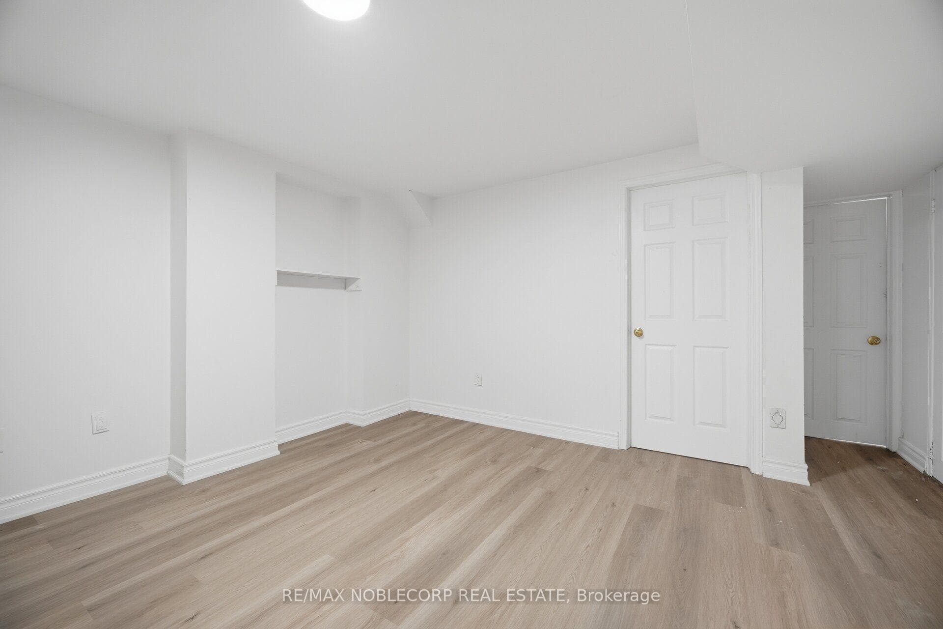 66 Cinrickbar Drive photo 43