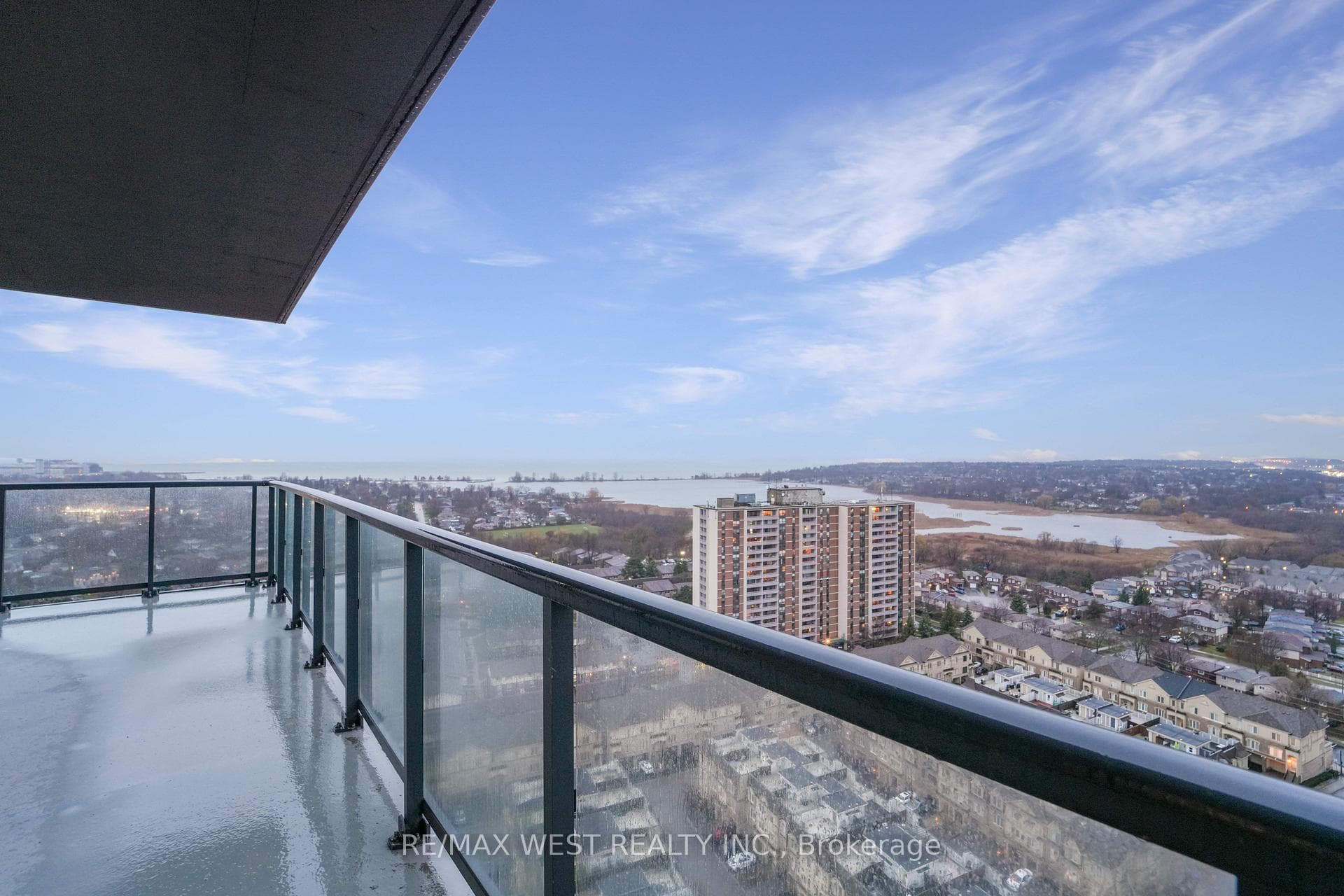 1255 Bayly Street Unit 2305 photo 30