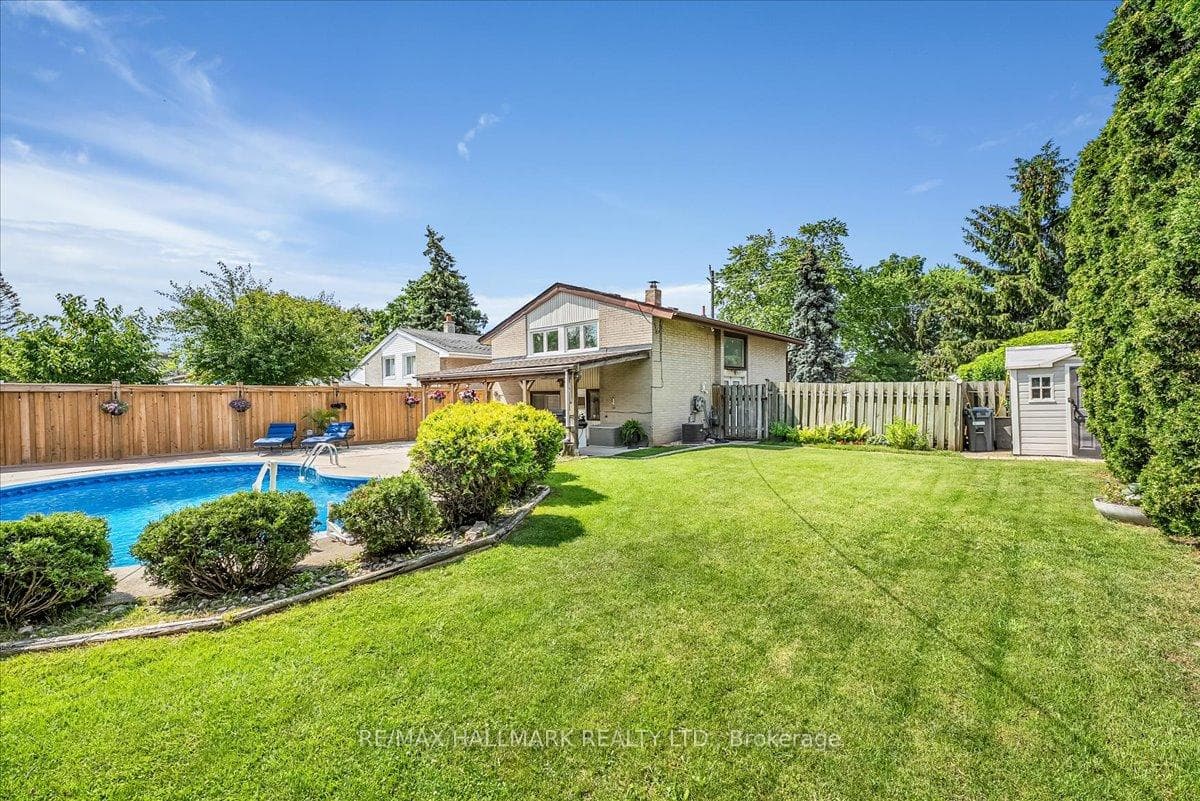 433 Seabourne Drive photo 28