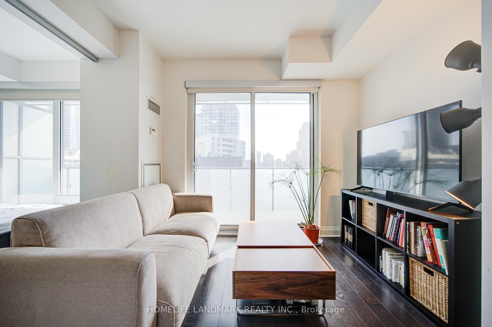 1080 Bay Street Unit 1801 photo 3