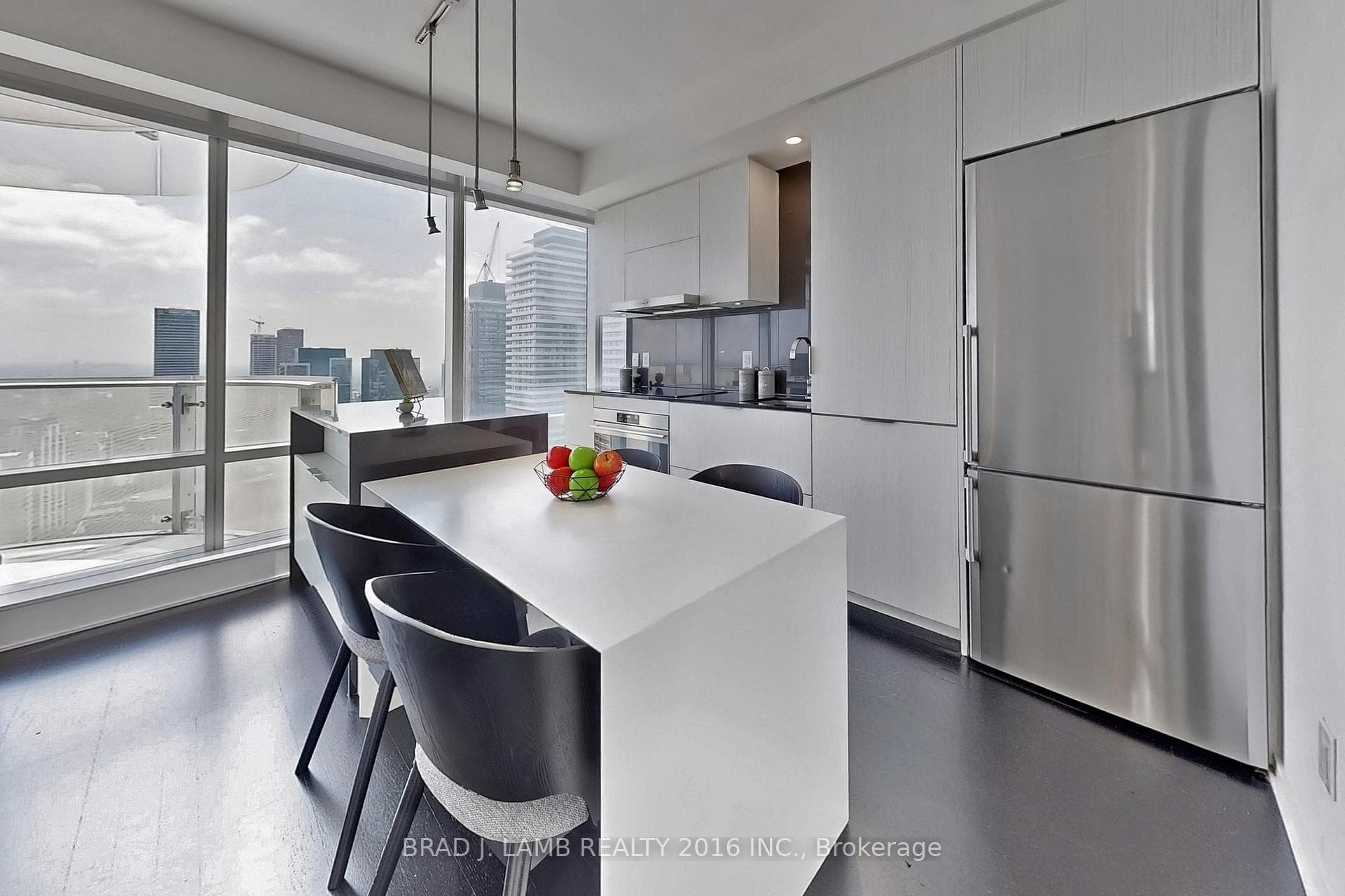 1 Bloor Street Unit 3903 photo 7