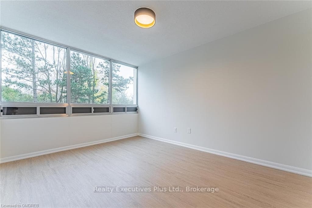 2175 MARINE Drive Unit 202 photo 23