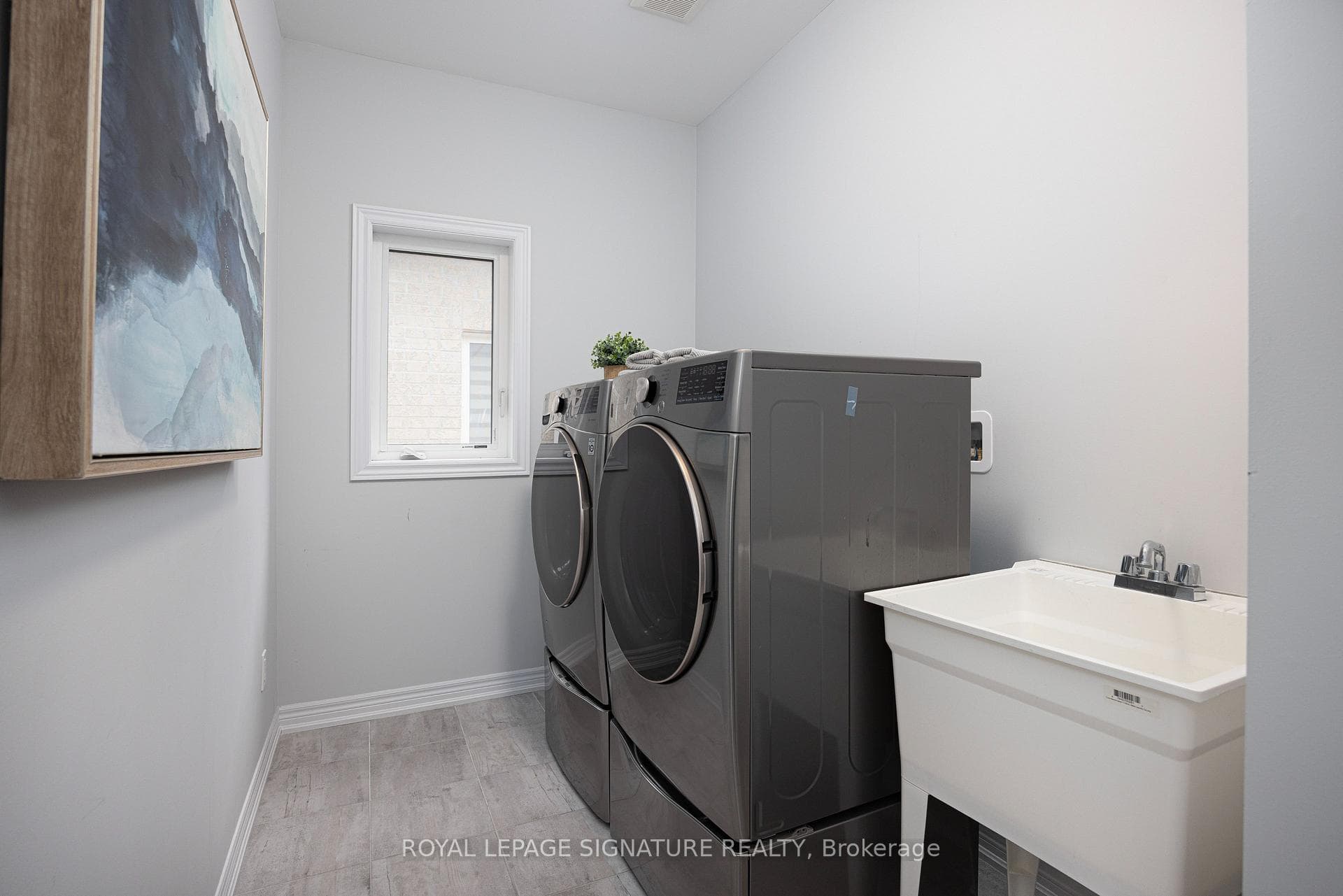 92 Woodhaven Avenue photo 31