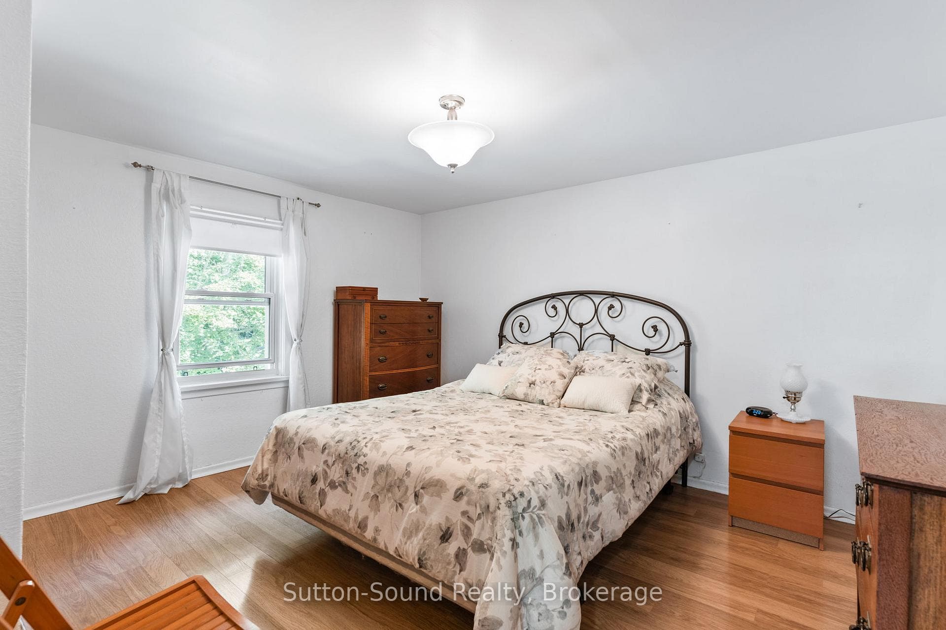 575 2nd Avenue photo 15