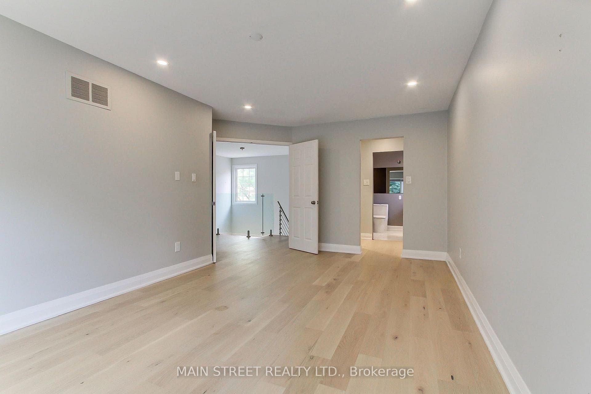 27 Murdock Avenue photo 21