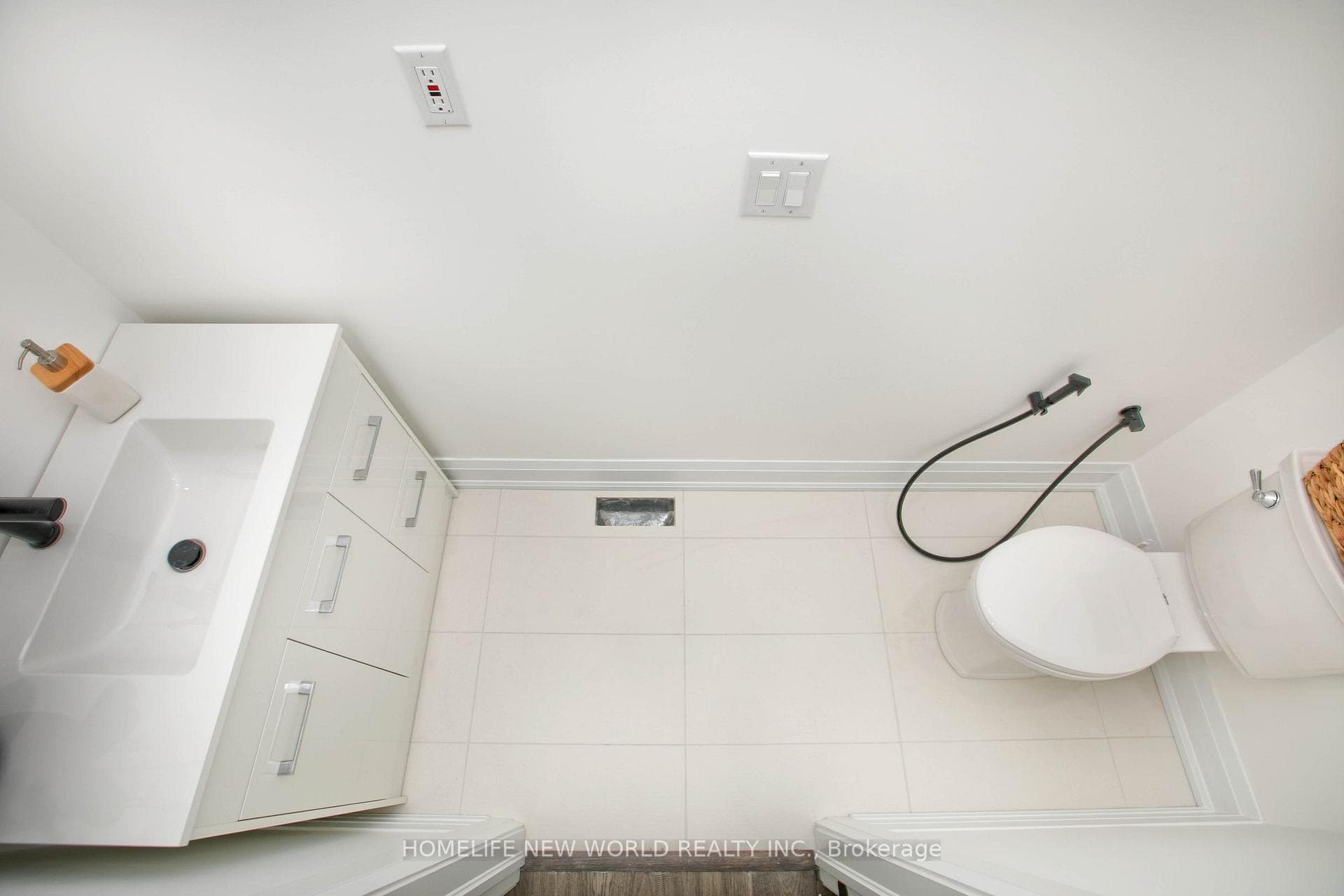 62 Simcoe Road photo 7