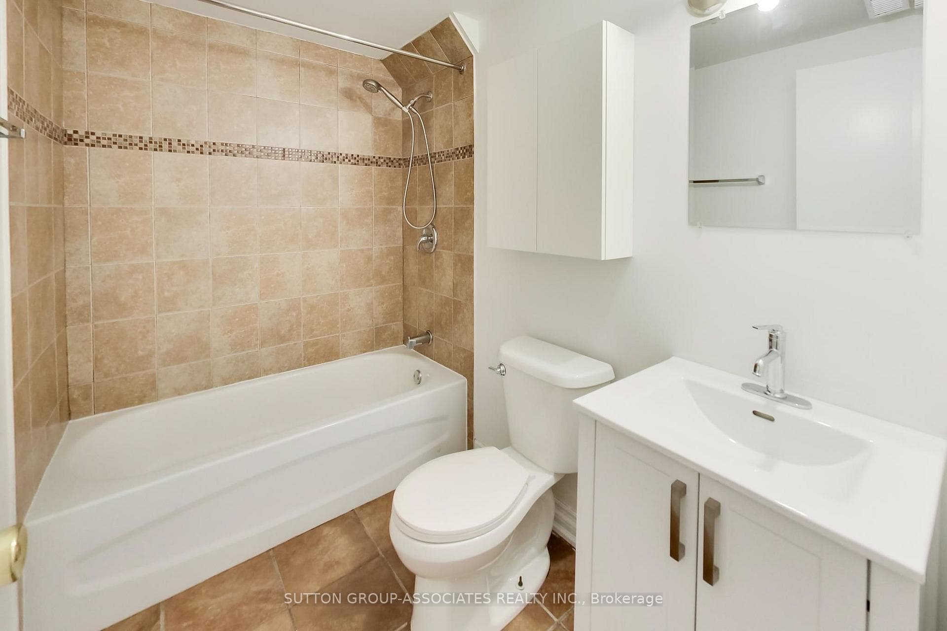 175 Earlsdale Avenue photo 33