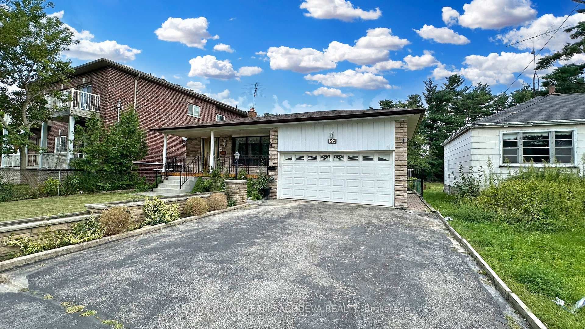 59 Conlins Road Unit Lower L photo 1
