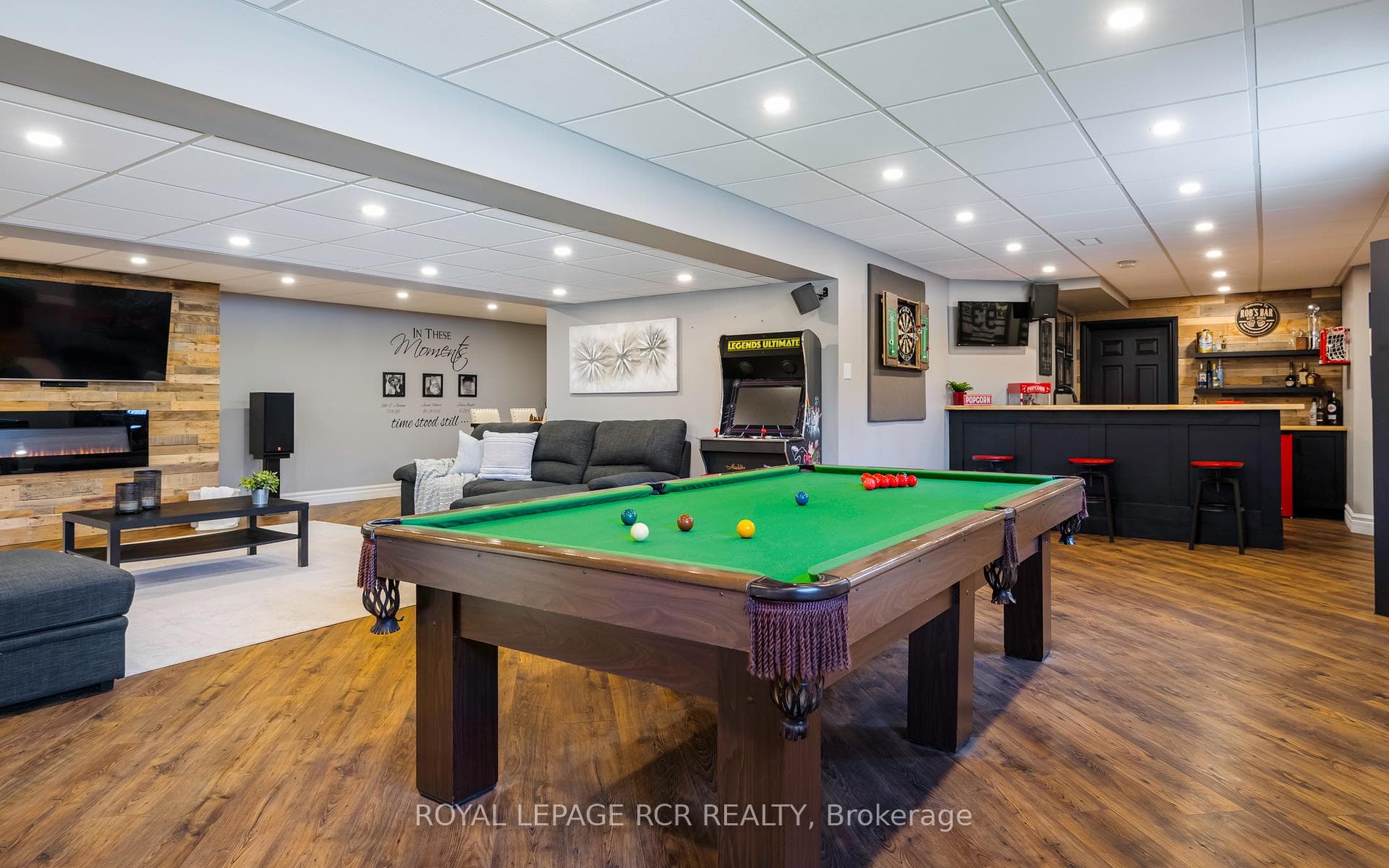 Expansive basement w/ wet bar