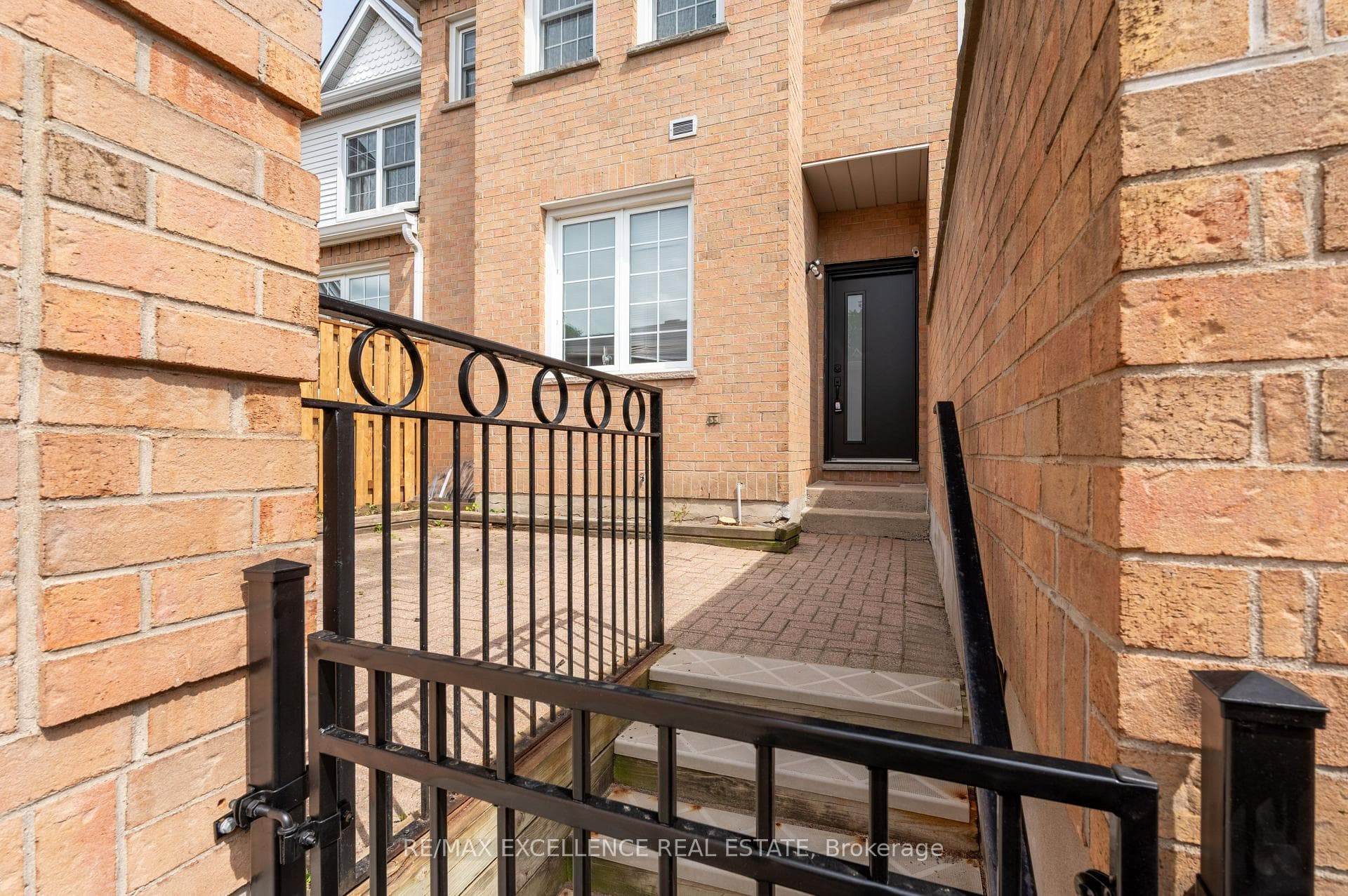 1570 Richmond Street Unit 7 photo 2