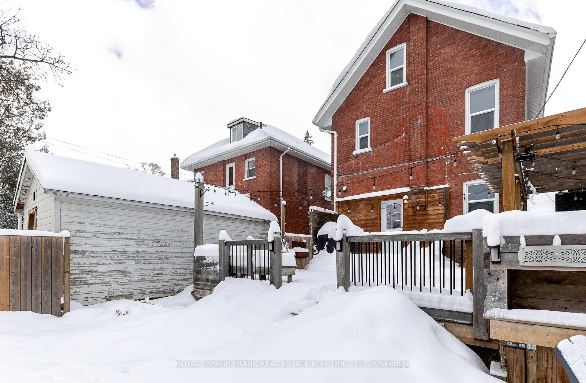 533 Bolivar Street photo 44