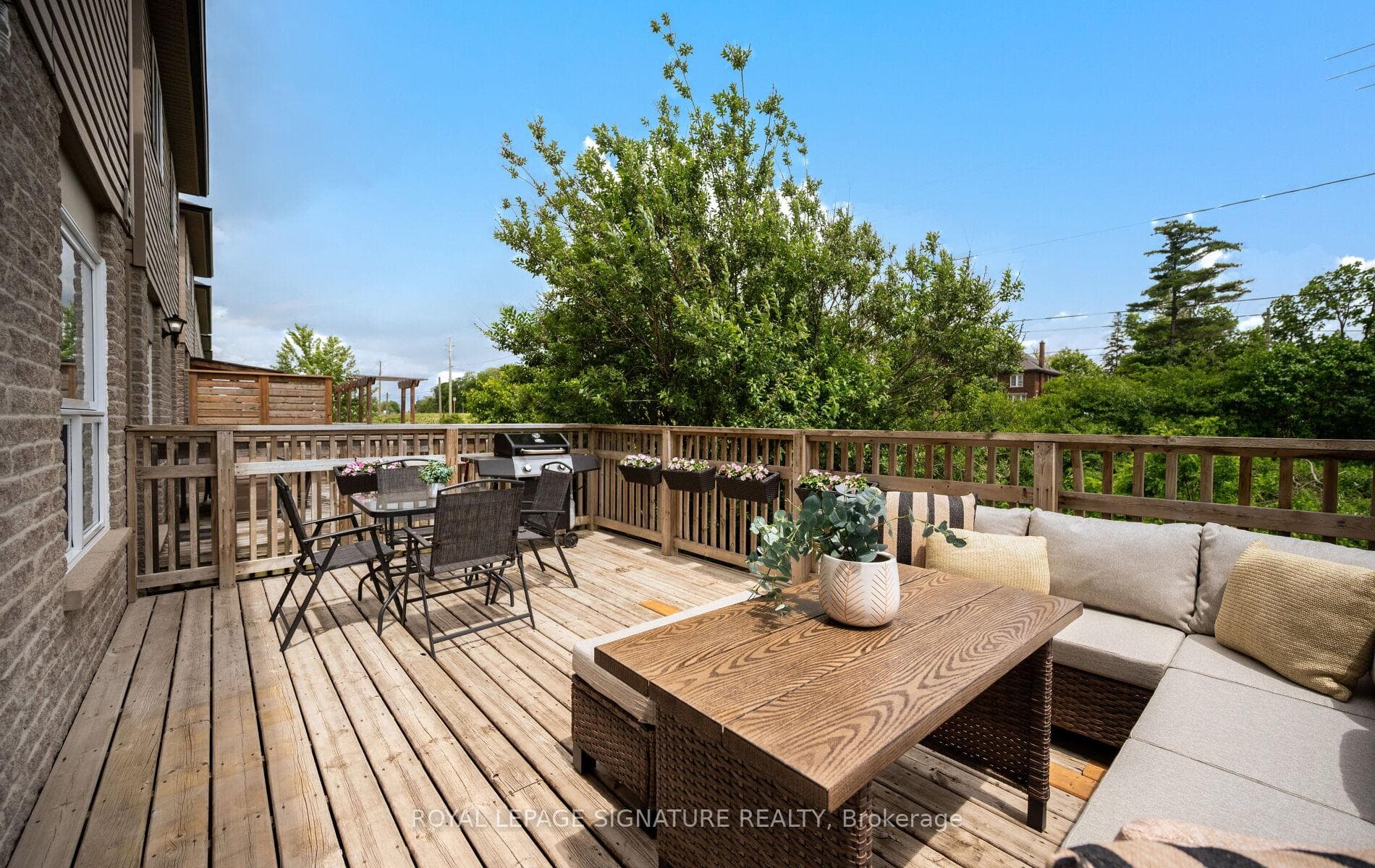 61 Thames Way photo 43