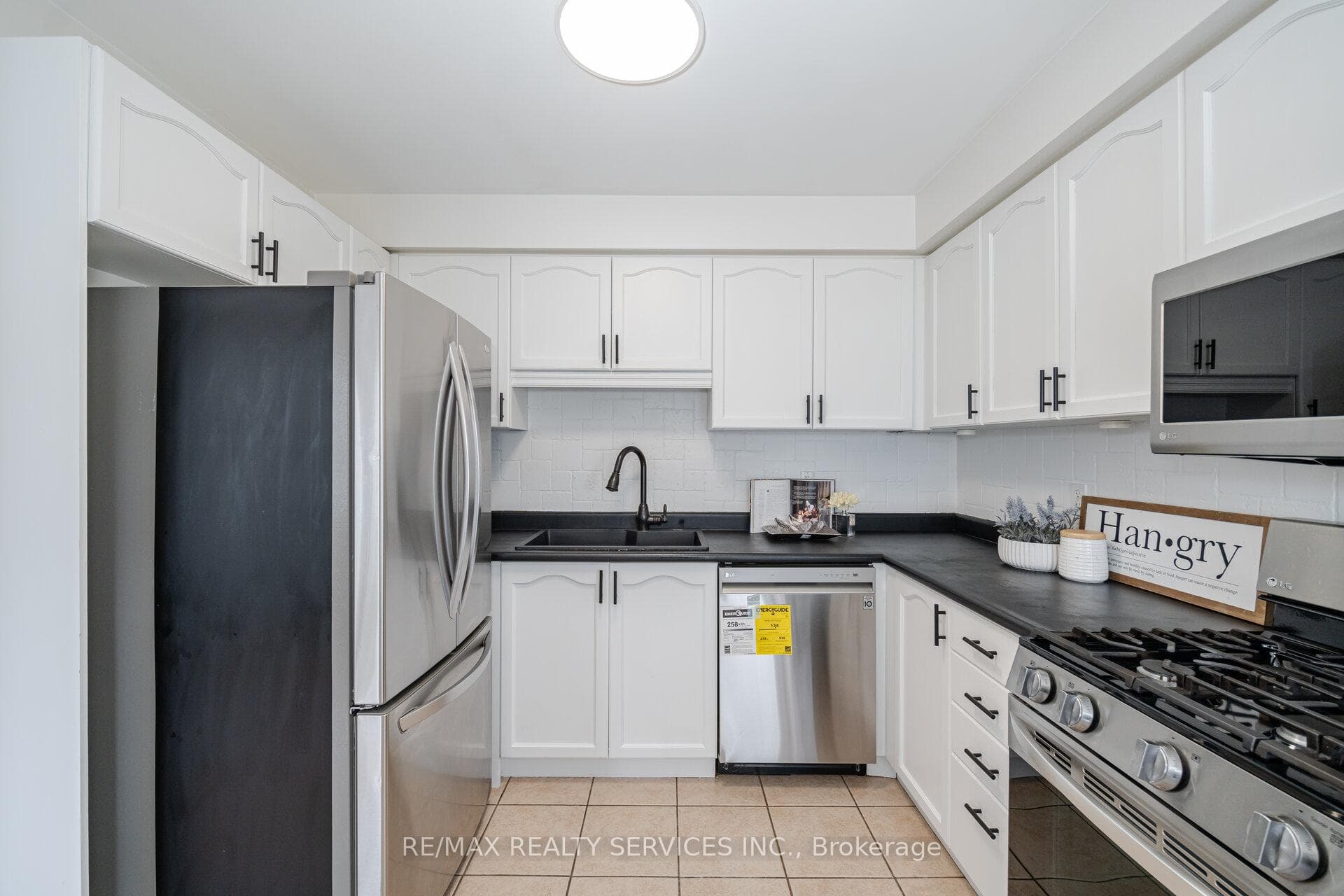 5 Sewells Lane photo 11