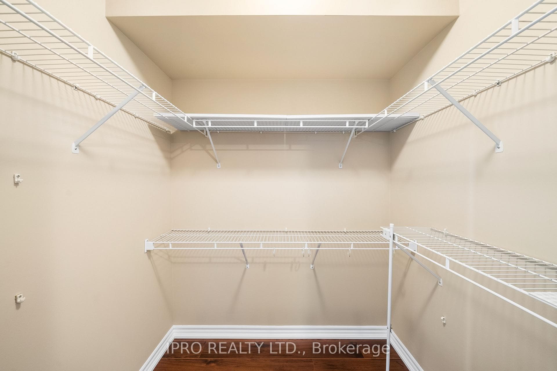 35 Kingsbridge Garden Circle Unit 2106 photo 20