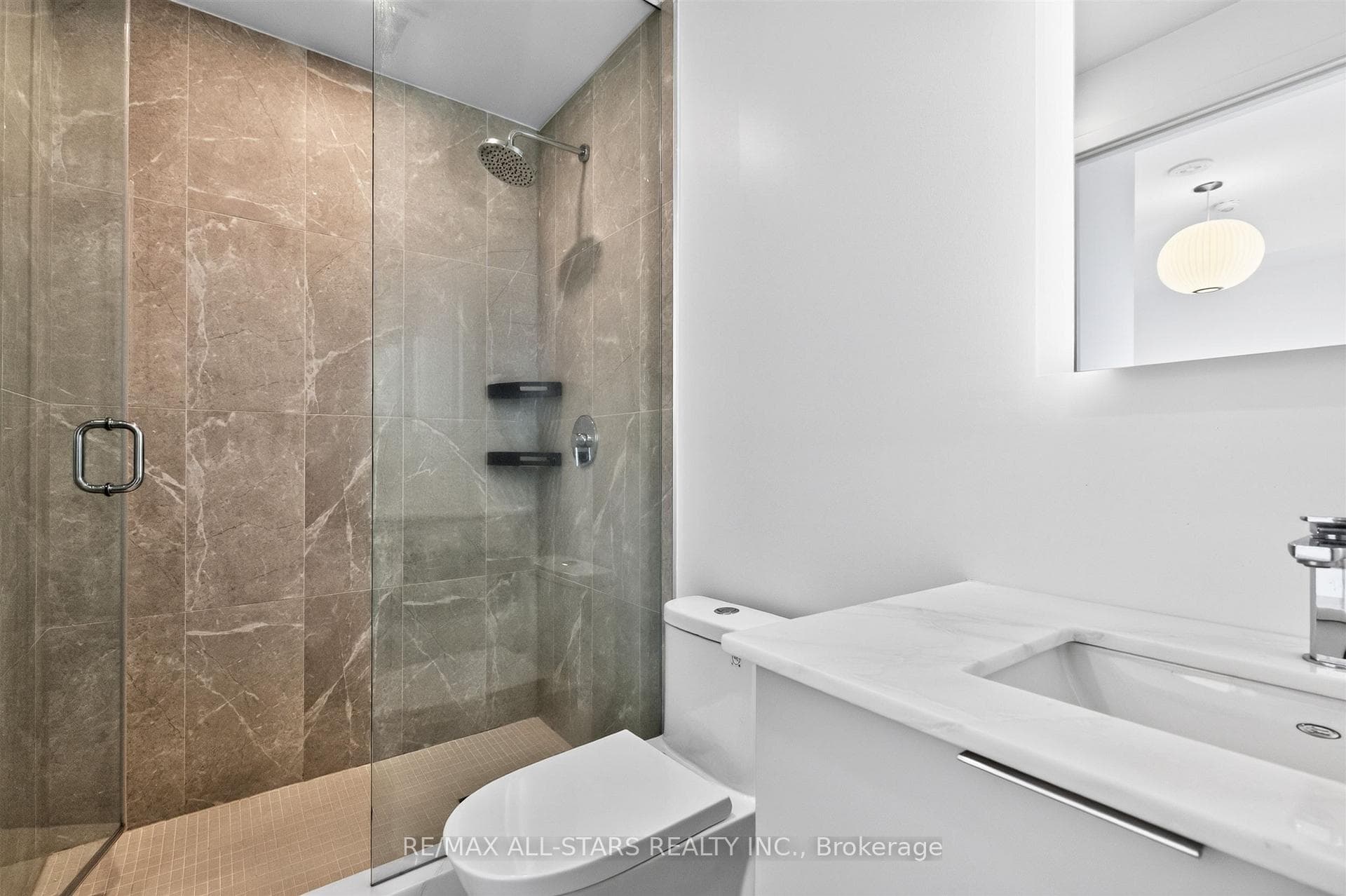 185 Alberta Avenue photo 18