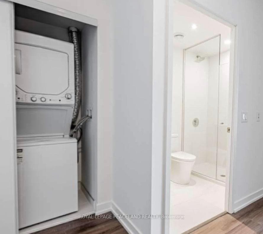 20 Edward Street Unit 1007 photo 4