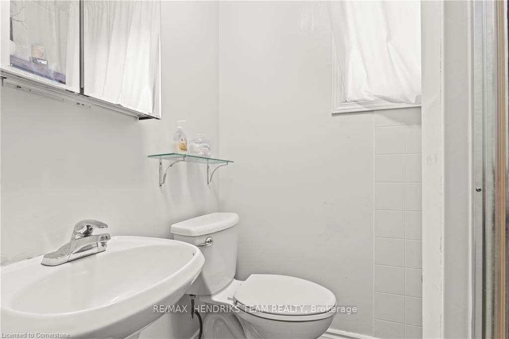 30 Eastchester Avenue photo 21