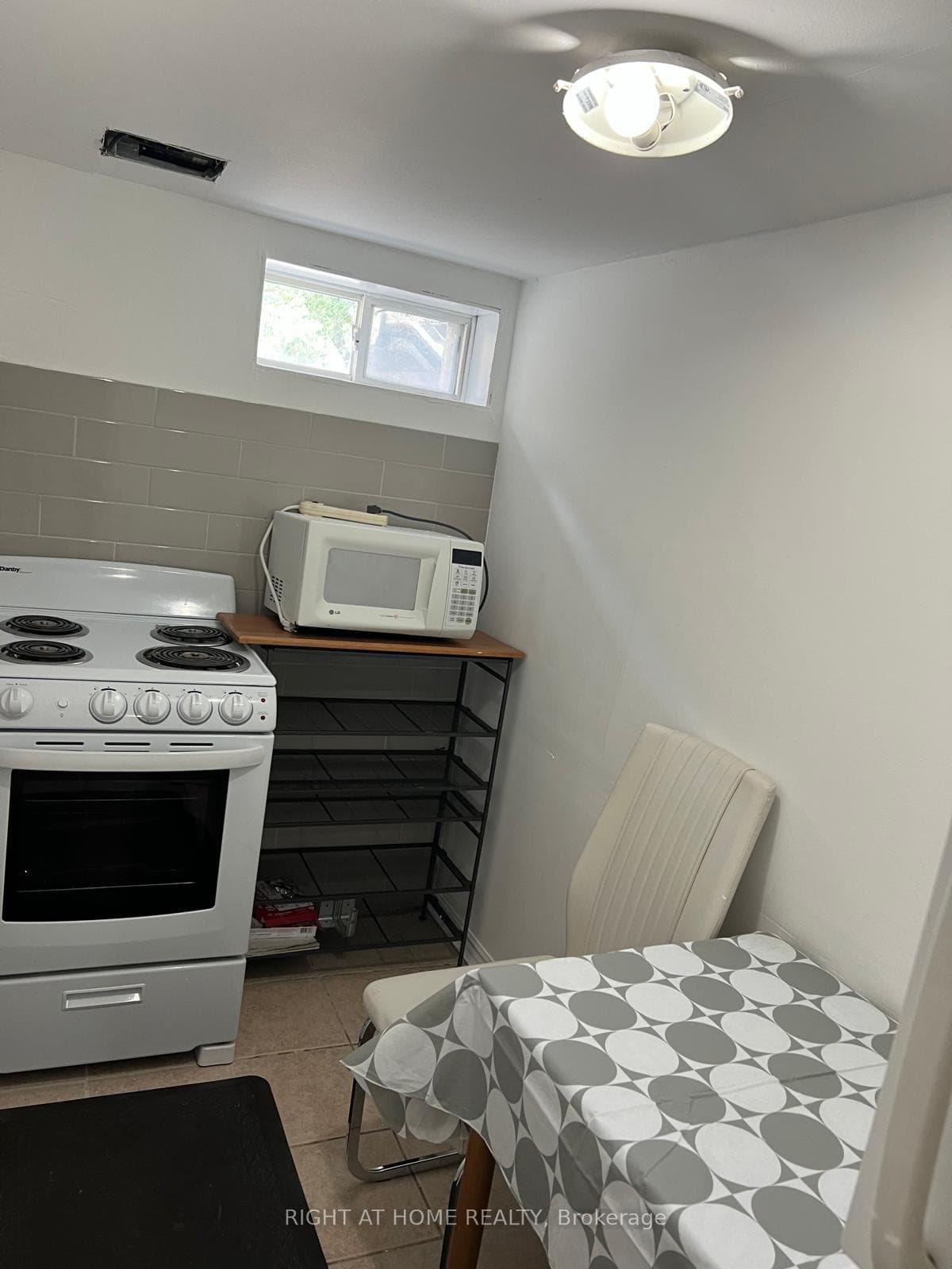 238 Beechy Drive photo 37