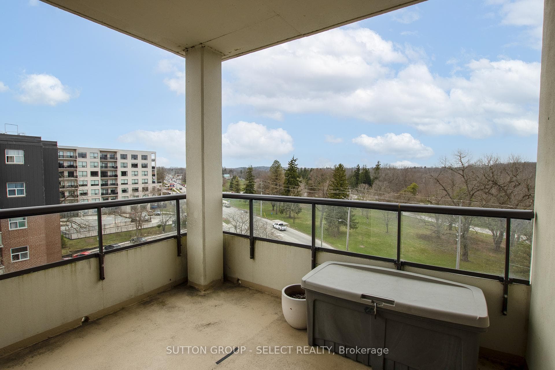 1180 Commissioners Road Unit 601 photo 27