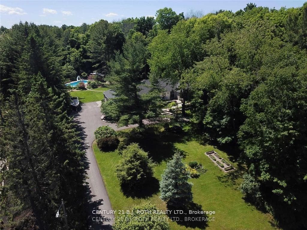 3274 Liah Lane photo 3