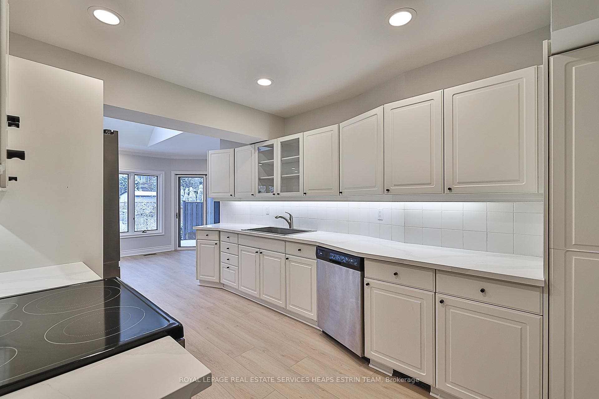 27 Southlea Avenue photo 15