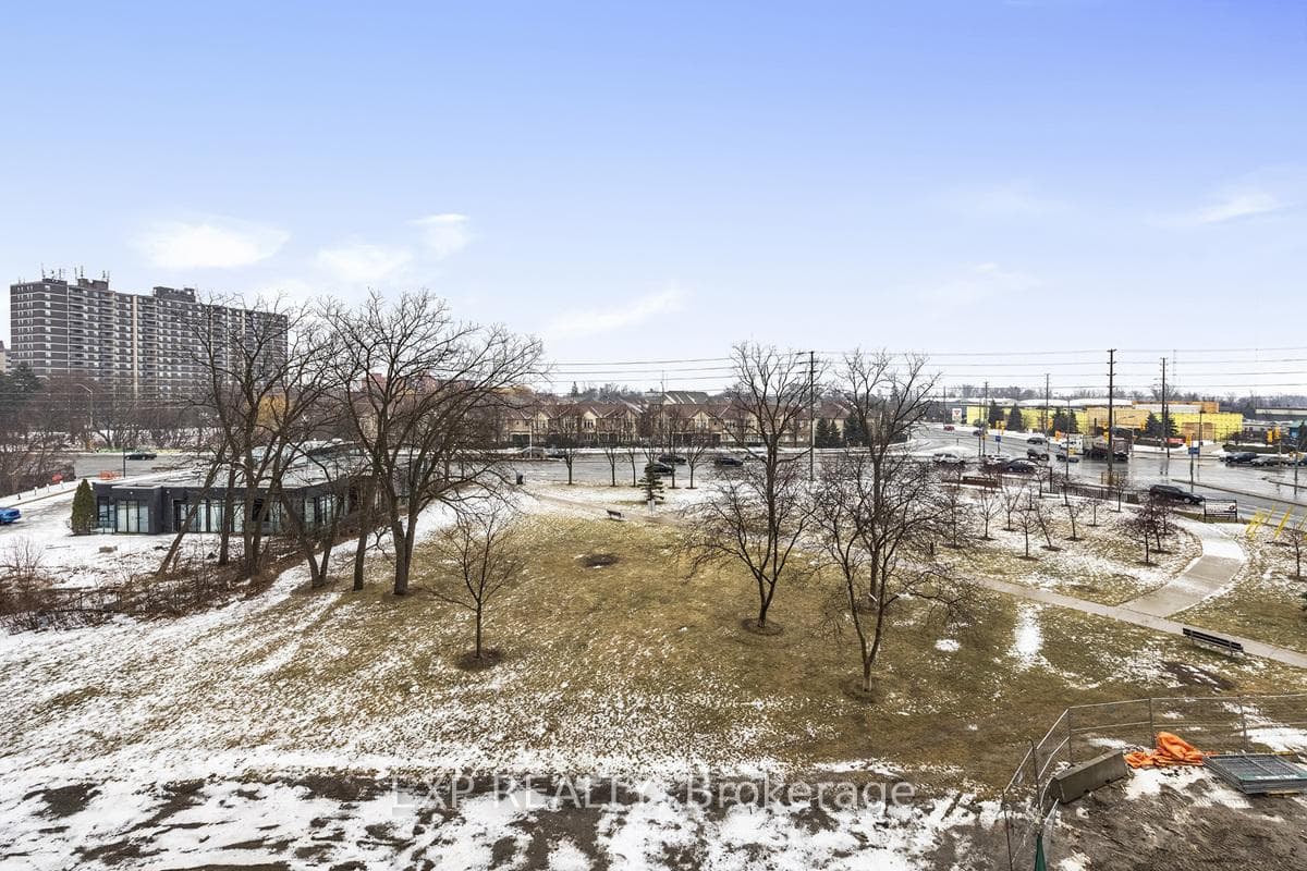 1035 Southdown Road Unit 406 photo 25