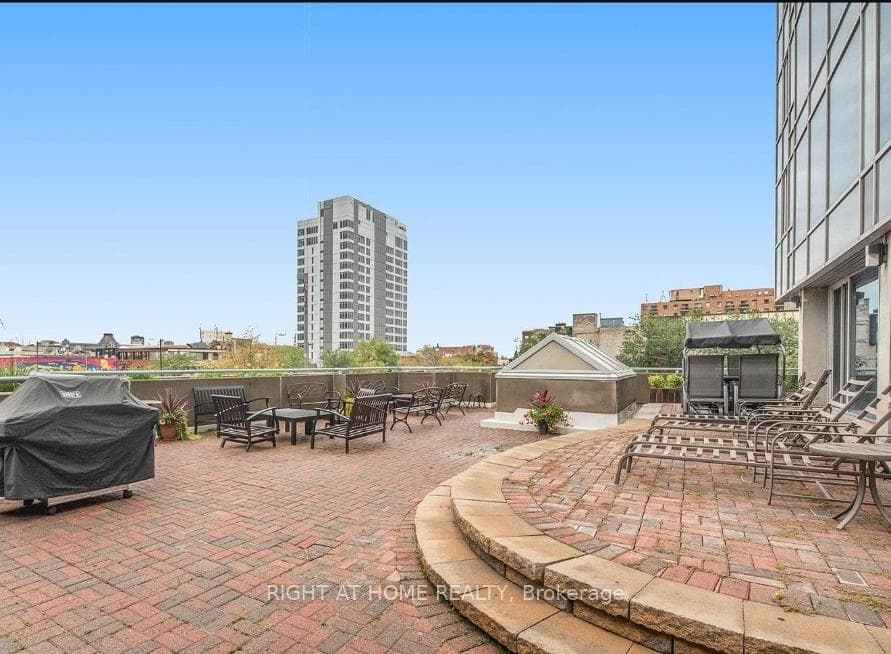 Common area with outdoor BBQ's