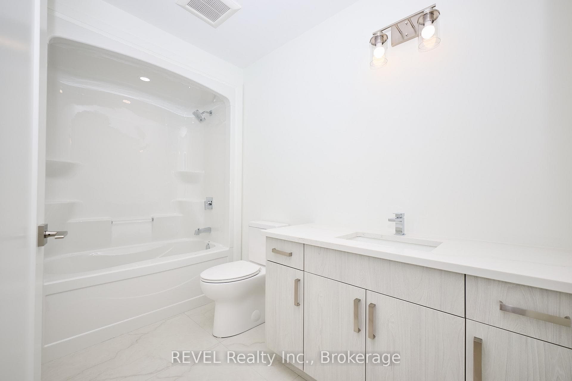 7437 Matteo Drive photo 21