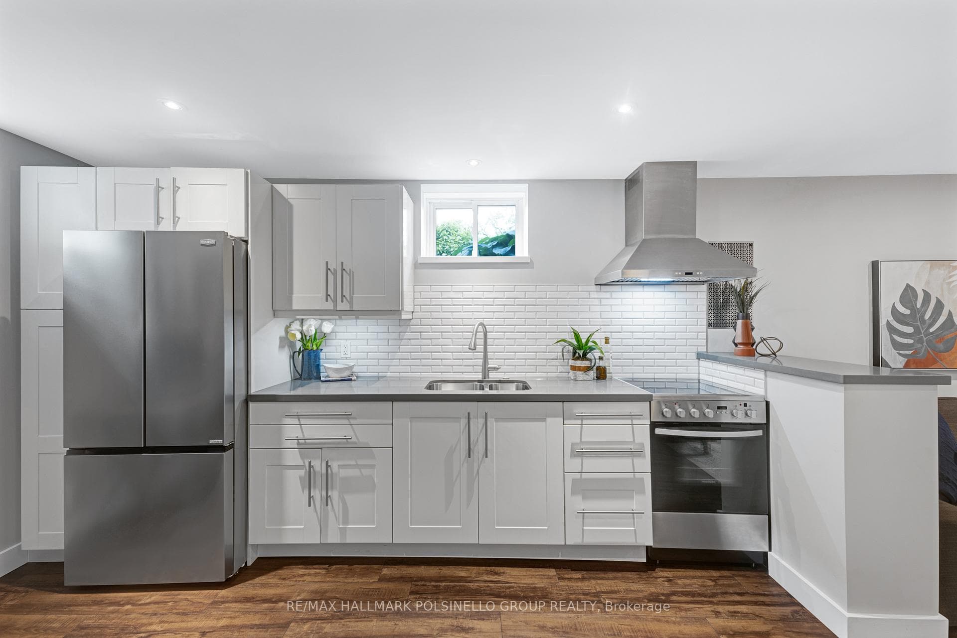 26 Joyce Boulevard photo 23
