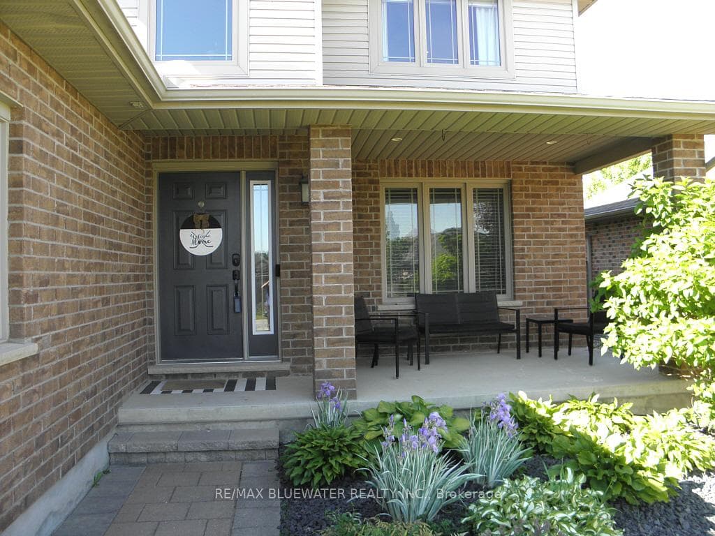 95 Deborah Drive photo 7
