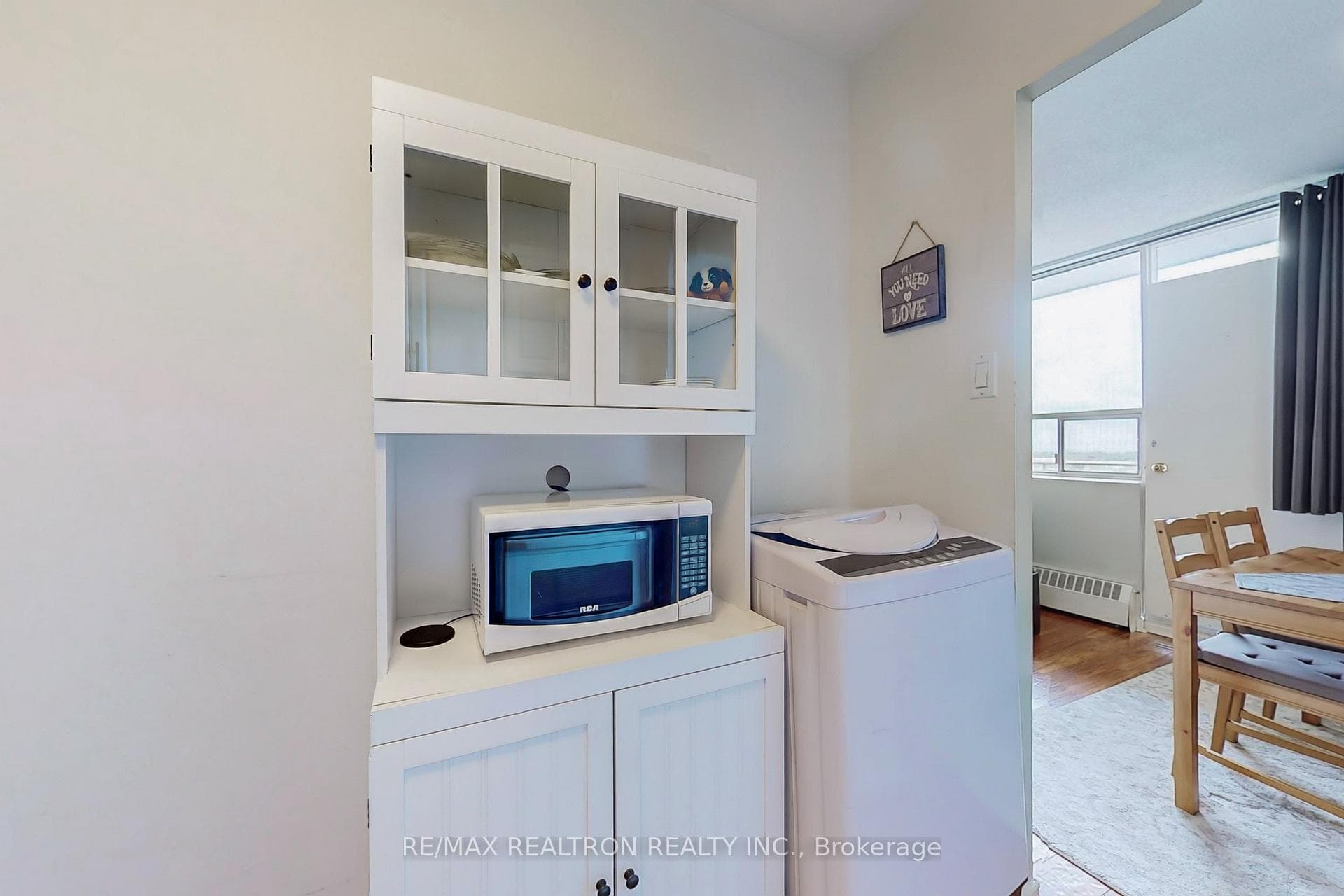 3145 Queen Frederica Drive Unit 1106 photo 12