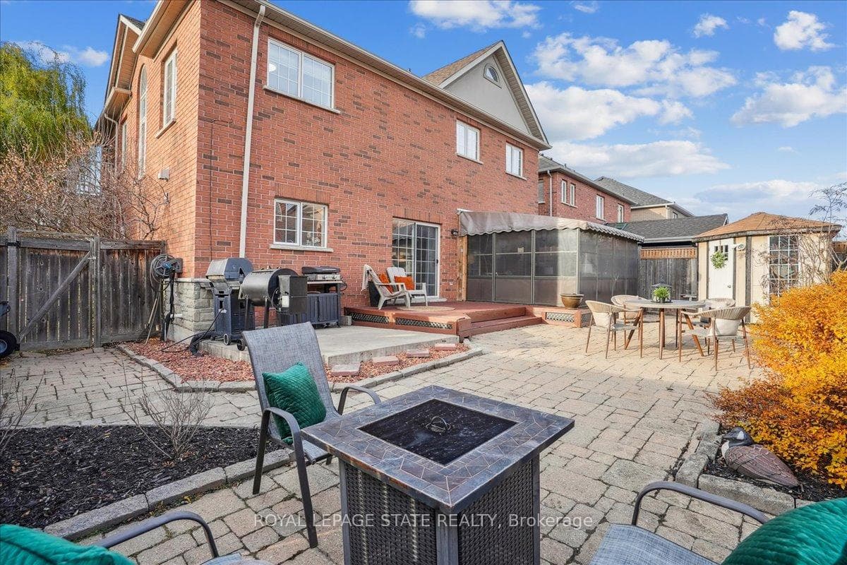 4 Cardiff Lane photo 32