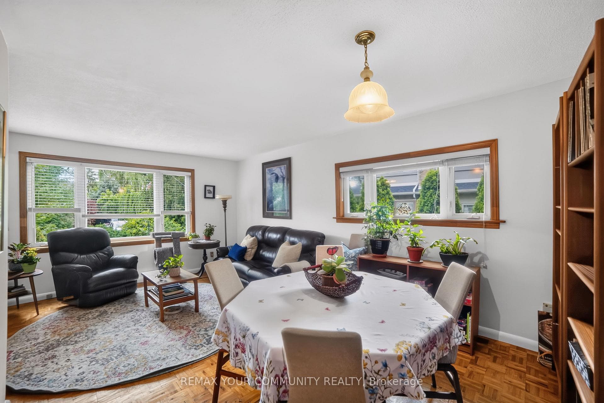 223 Richmond Street photo 3