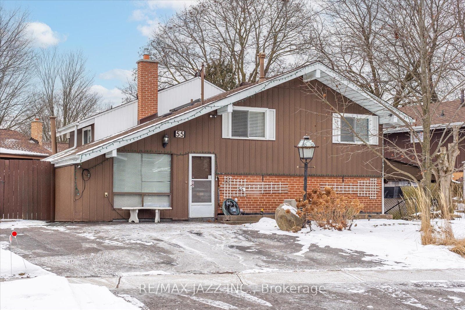 55 Madras Crescent photo 1