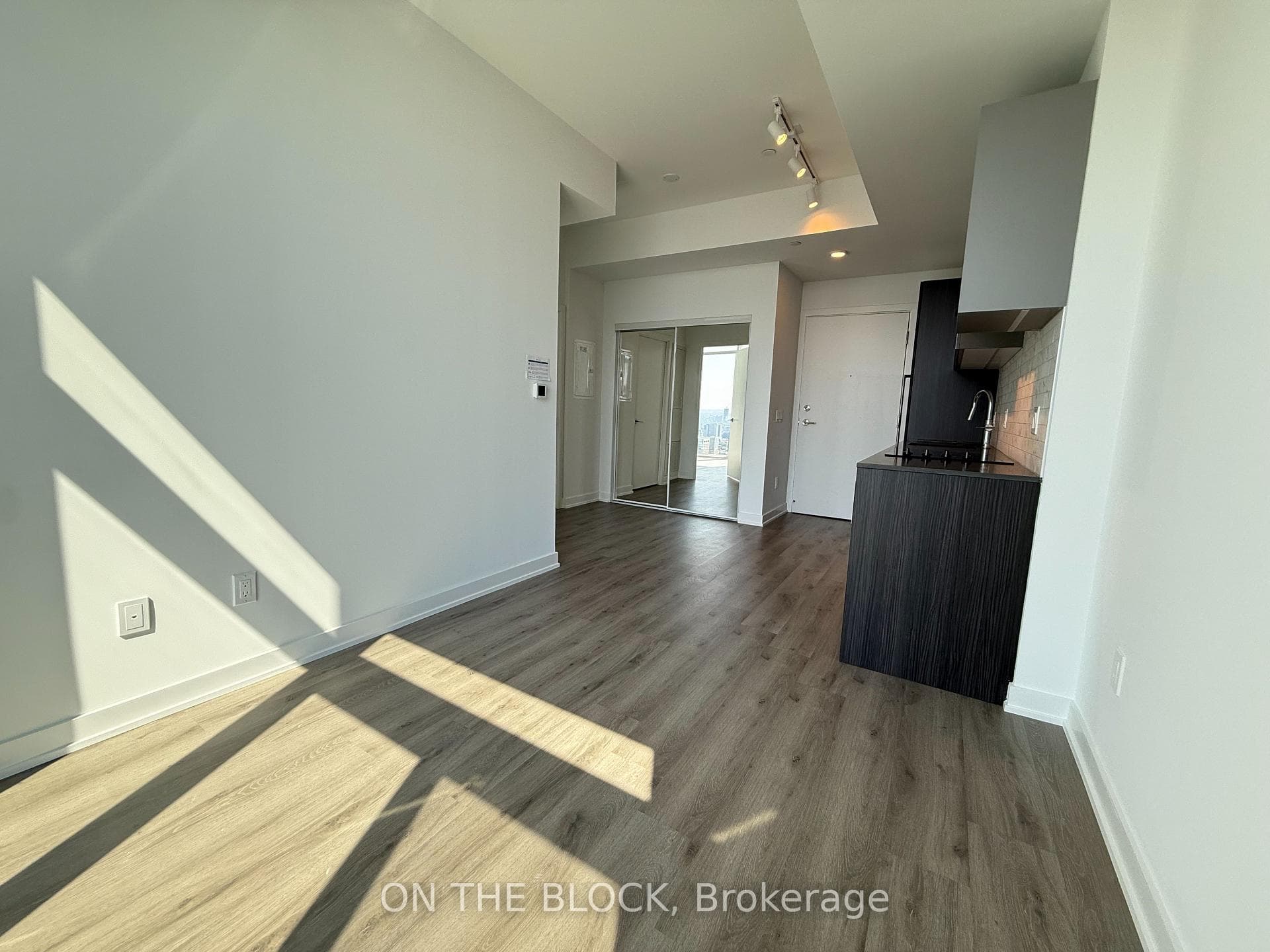 252 Church Street Unit PH17 photo 7